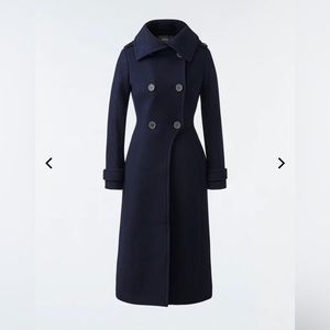 Mackage Elodie coat. Size S- NWT- Navy colour